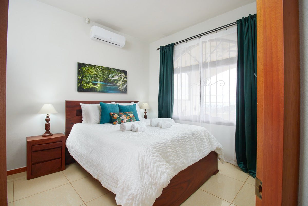 Room Deposit: Main House Bedroom 3 (Camp December 7-13)